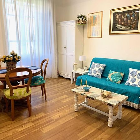 Guest House A Due Passi Olbia Exterior foto